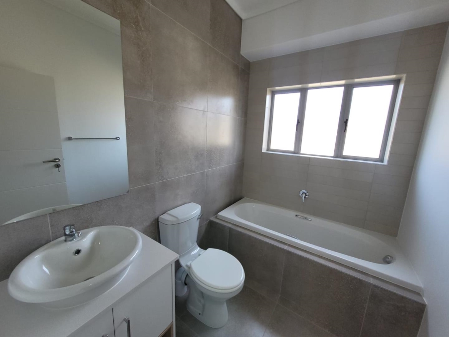 3 Bedroom Property for Sale in Mooikloof Country Estate Western Cape